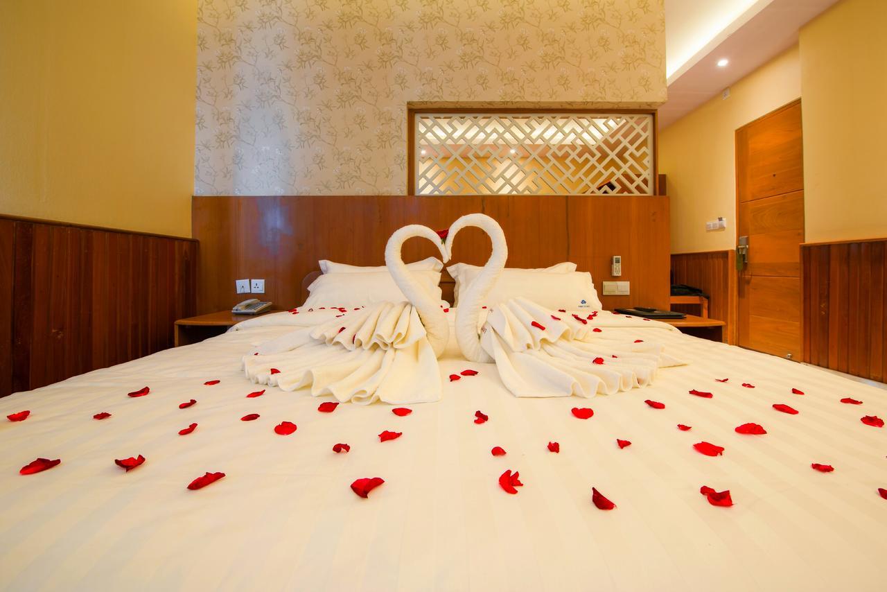 Unity Hotel Мандалей Екстериор снимка