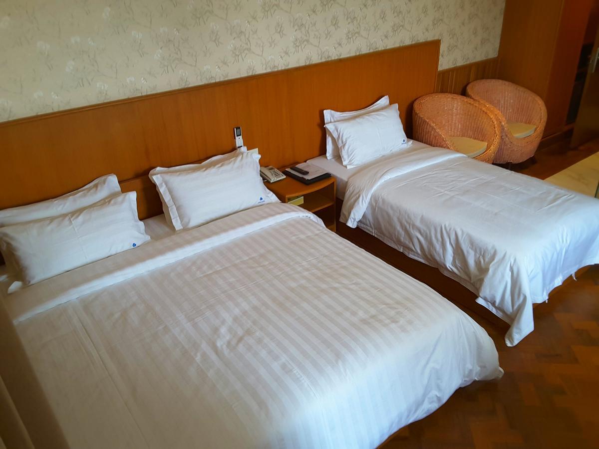 Unity Hotel Мандалей Екстериор снимка