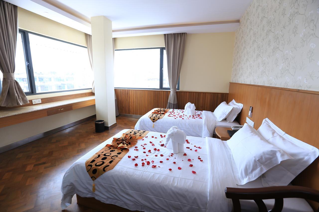 Unity Hotel Мандалей Екстериор снимка